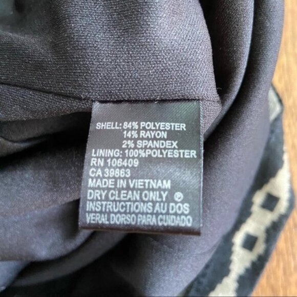 Tahari Aztec Ponte dress black and Ivory size 10 - Picture 8 of 8